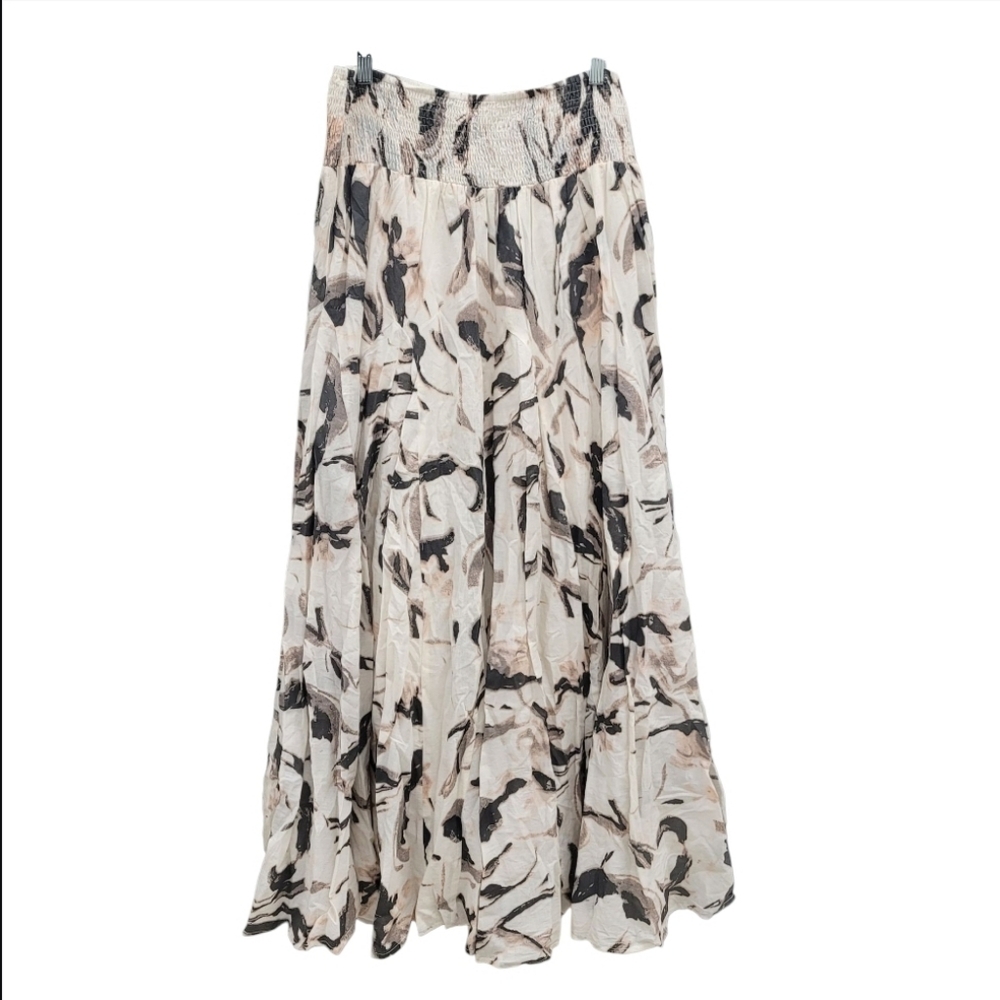 Long Elegant Legs Neutral Abstract Print A-Line Maxi Skirt